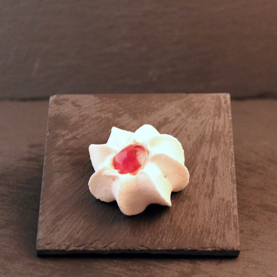 Meringue - Cerise confite